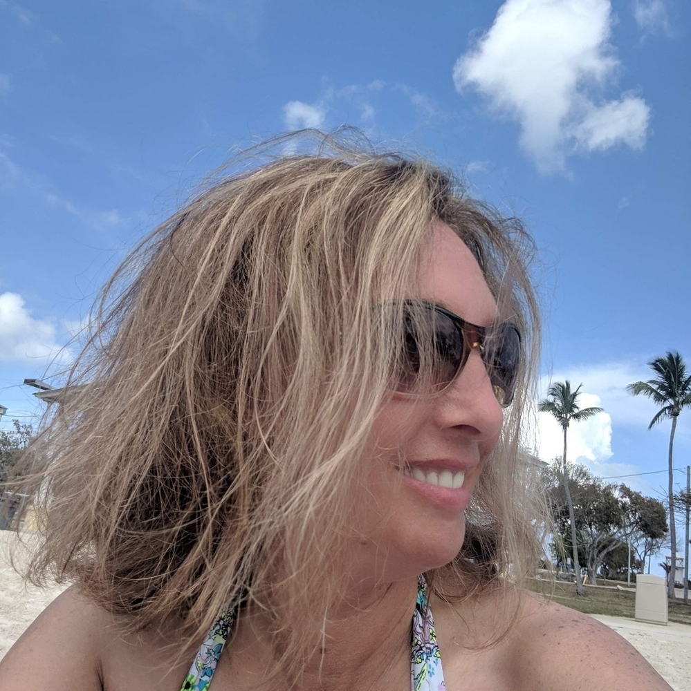 Meet your Posher, Michele